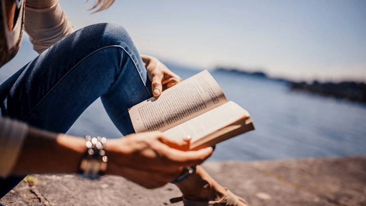 10 تا از بهترین کتاب های خوب برای مطالعه که اگه نخونی باختی ! – آموزش ای اس
